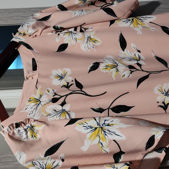 Floral Dress - Picture 2 of 6